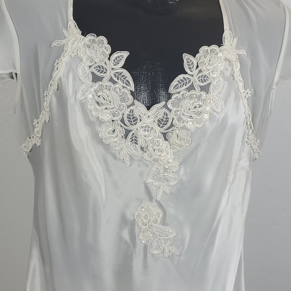 Vintage Dentella nightgown embroidered open back - Picture 3 of 13